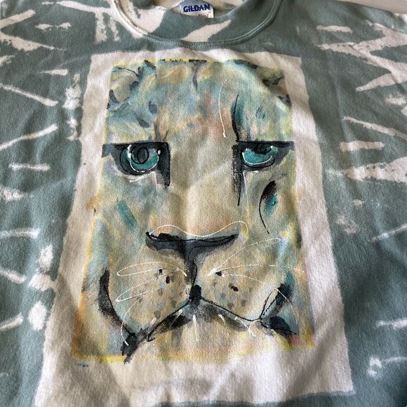 Vintage Gildan Grayish Blue White Lion Crewneck Sweatshirt Medium - Picture 2 of 4